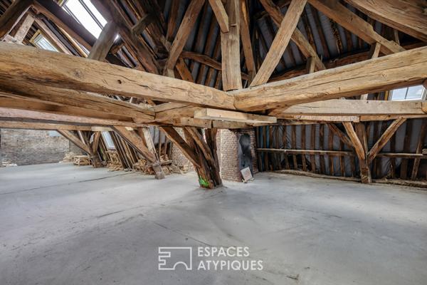 Appartement loft sous combles en coeur de ville avec Rooftop