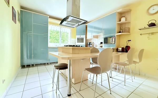 Maison à vendre    7 pièces • 150 m2 Villiers-sur-Marne