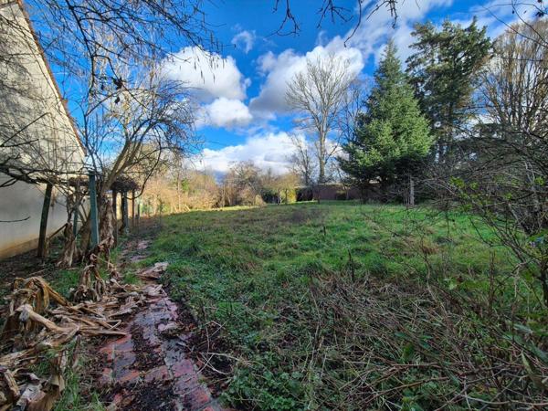 Maison de maître à vendre à Cluis dans l'Indre (36340), ref : CG/429