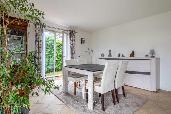 Grézieu-la-Varenne, Maison 5 Chambres -  220 m² à vendre