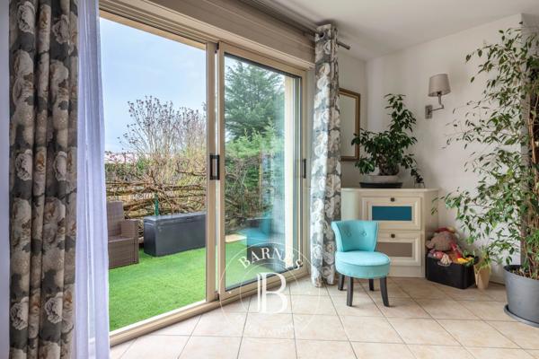 Grézieu-la-Varenne, Maison 5 Chambres -  220 m² à vendre