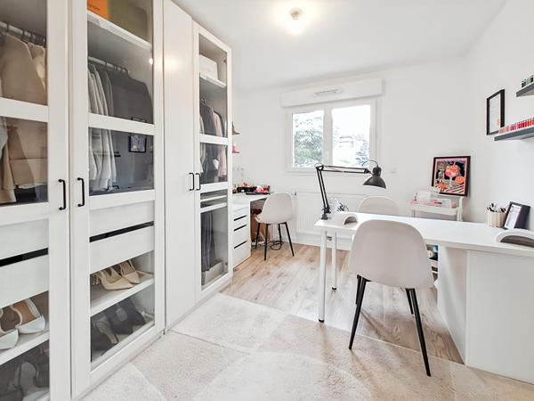 Maison Individuelle de 86 m² Récente de 2019 de 5 pièces, 3 Chambres, Garage
