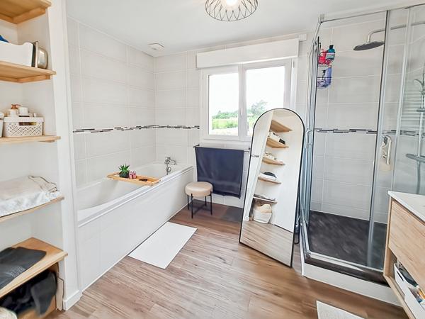 Maison Individuelle de 86 m² Récente de 2019 de 5 pièces, 3 Chambres, Garage