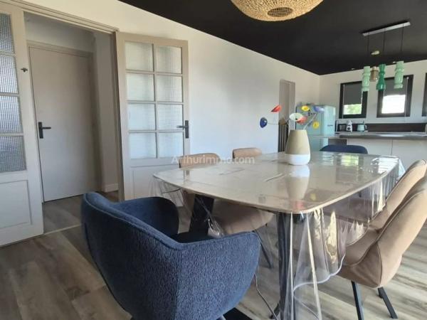 Vente                                                      Maison
                        
                     6 pièces                      110 m2                     à Erdeven