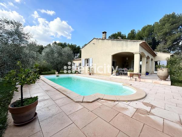 Maison 7 pièces - 209 m²