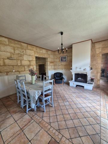 Belle maison en pierre