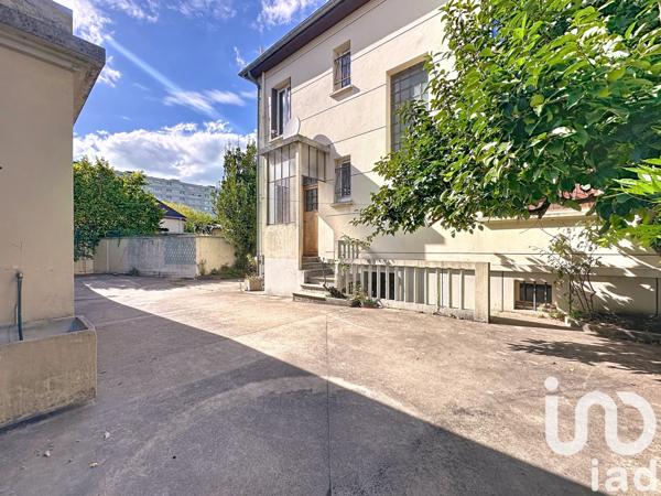Maison à vendre 7 pièces 140 m² Villejuif
