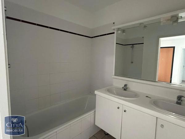 Appartement à louer 4 pièces 88.12m² Grenoble (38000)