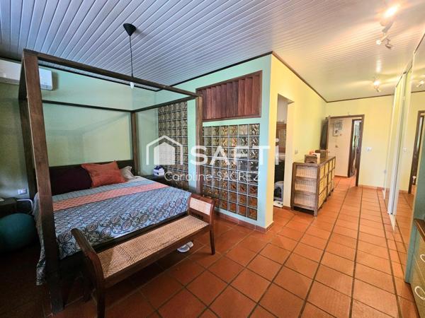 Maison de charme sur plus de 3 700 m² de terrain à Ducos — un véritable havre de paix