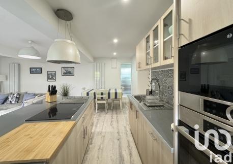 Maison à vendre 15 pièces 570 m² Anet