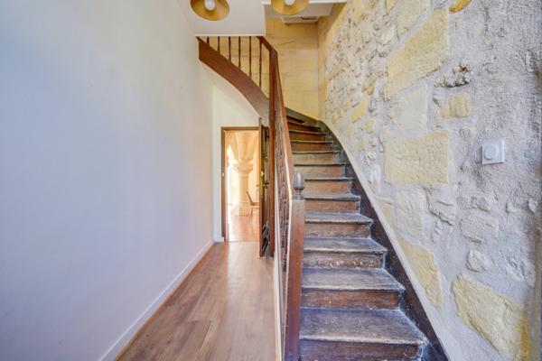 Talence (33400) Bureau à louer - cour extérieure - terrasse