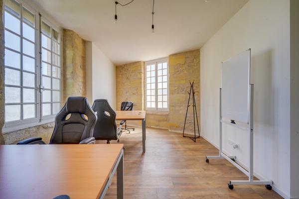 Talence (33400) Bureau à louer - cour extérieure - terrasse