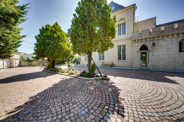 Talence (33400) Bureau à louer - cour extérieure - terrasse