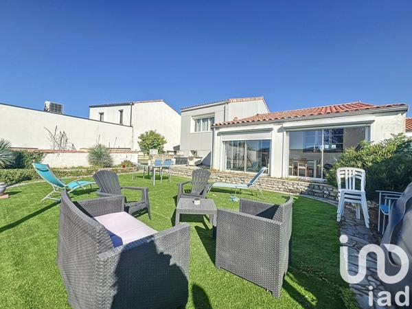 Maison à vendre 6 pièces 138 m² Périgny