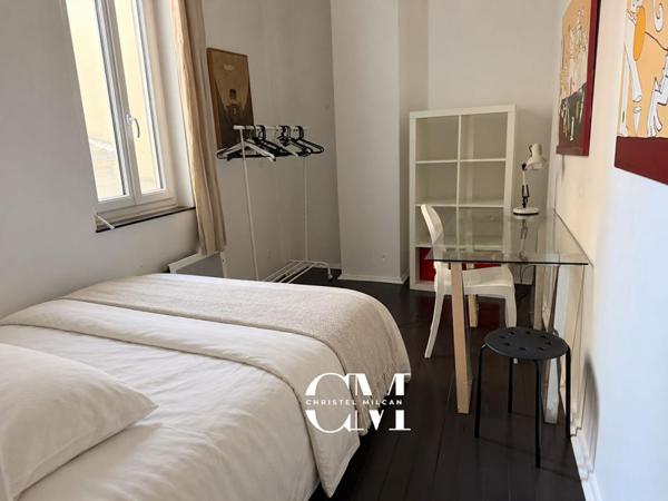 Appartement en pierre de 62 m², saint Seurin, jardin public