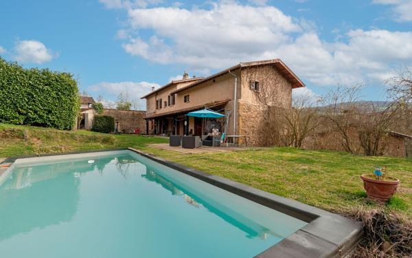 Maison à vendre    7 pièces •  Bully