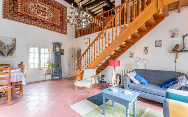 Maison à vendre    7 pièces •  Bully