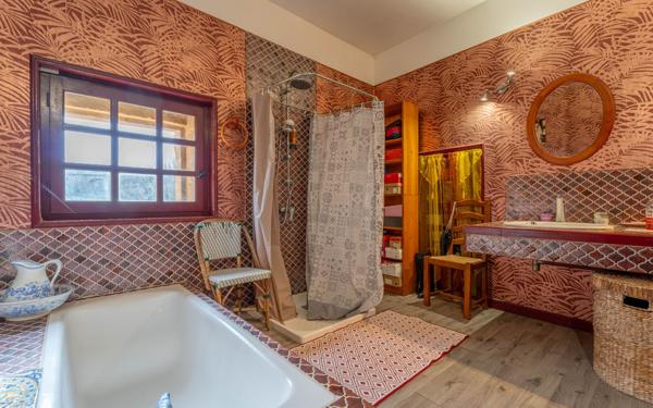 Maison à vendre    7 pièces •  Bully