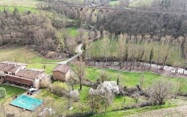 Maison à vendre    7 pièces •  Bully