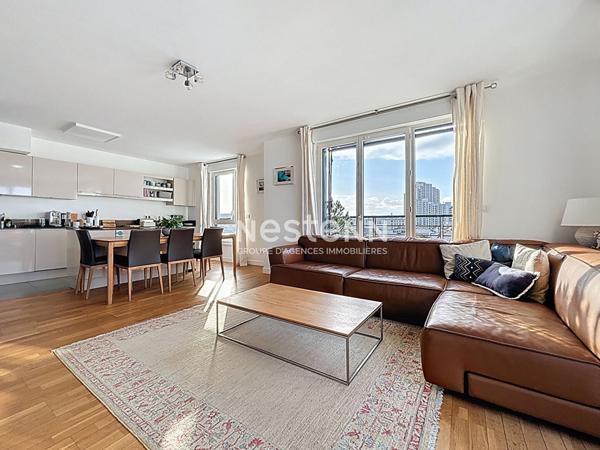ISSY LES MOULINEAUX - A vendre Appartement 4 pièces en étage élevé avec terrasse et vue sur Paris