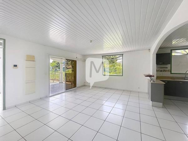 Dpt Guyane (973), REMIRE MONTJOLY Bureau/Local professionnel 80 m²