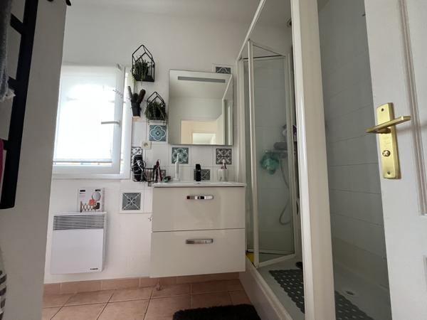 NARBONNE-PLAGE – VILLA T4 AVEC PISCINE, TERRASSES & GARAGE