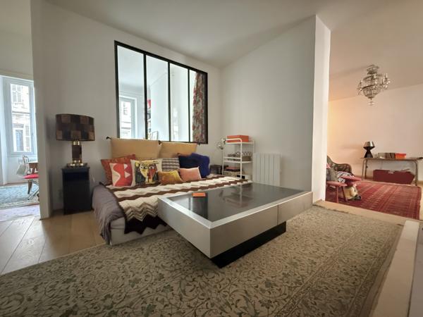 Appartement 3 pièces - 104 m² Exclusivité efficity