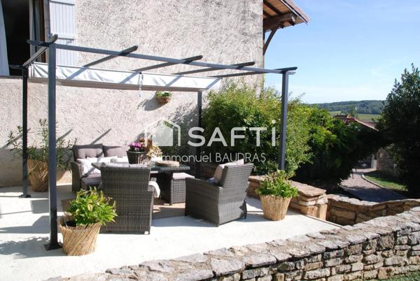 Maison rénovée en pierres