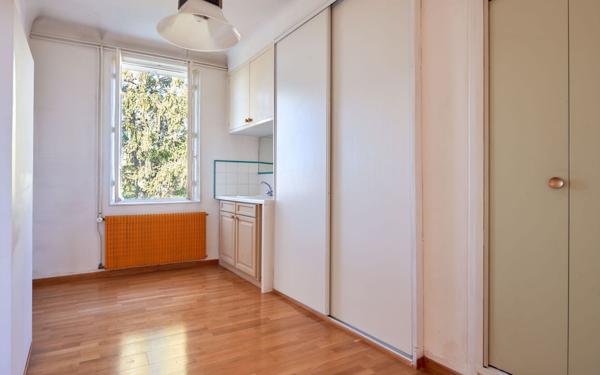 Maison à vendre    5 pièces • 155 m2 Manosque