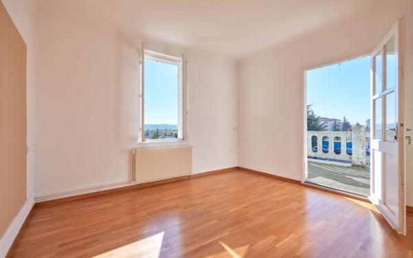 Maison à vendre    5 pièces • 155 m2 Manosque