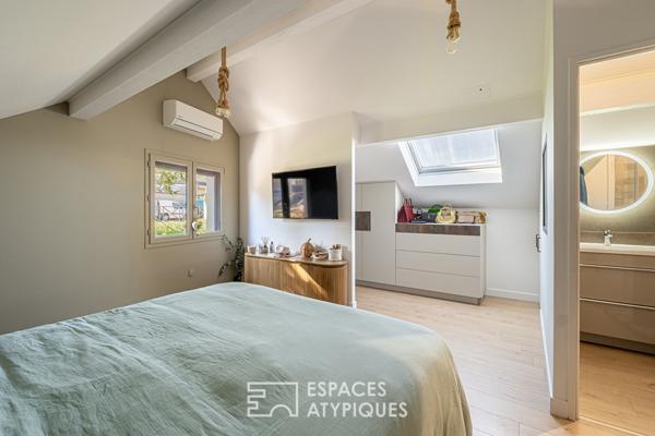 Maison ancienne à la rénovation contemporaine avec piscine et jardin