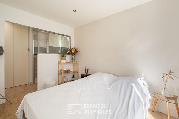 Maison ancienne à la rénovation contemporaine avec piscine et jardin