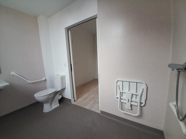 86140 SCORBE CLAIRVAUX RARE Appartement Scorbe Clairvaux au rez-de-chaussée 25.97 m2