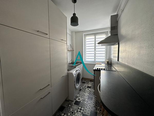 Votre agence l'Adresse vous présente ce superbe F2 loué meublé en plein centre-ville du Havre !