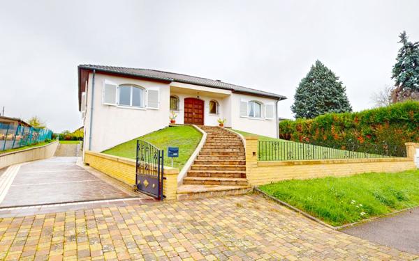 Maison à vendre    8 pièces •  Ay-sur-Moselle