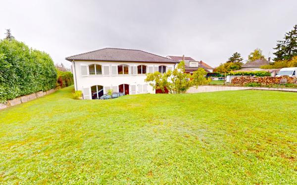 Maison à vendre    8 pièces •  Ay-sur-Moselle