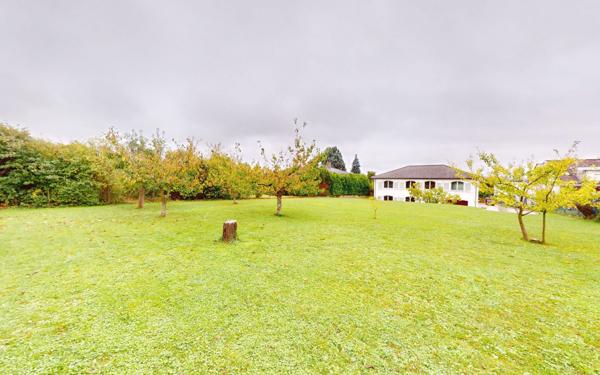 Maison à vendre    8 pièces •  Ay-sur-Moselle