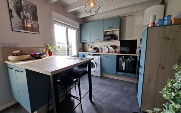 Maison à vendre    3 pièces •  Locquirec