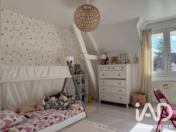 Maison à vendre 8 pièces 213 m² Chatou