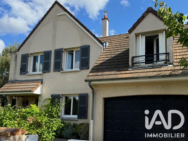 Maison à vendre 8 pièces 213 m² Chatou