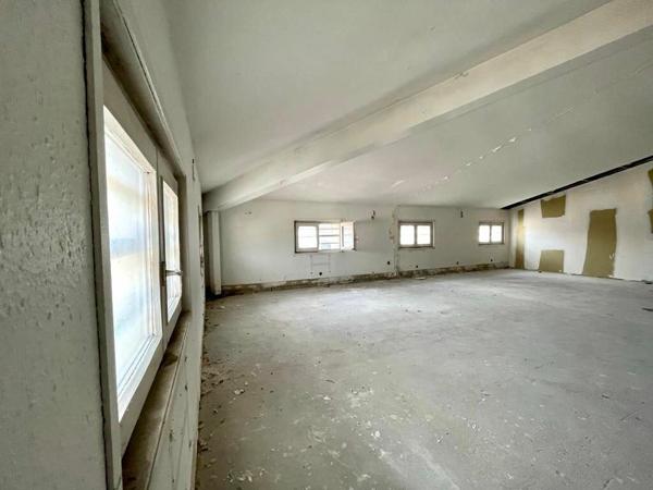 Appartement à vendre    1 pièce • 47 m2 Nancy