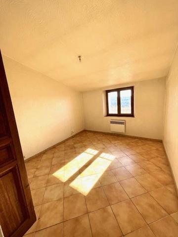 Vente / Maison T4