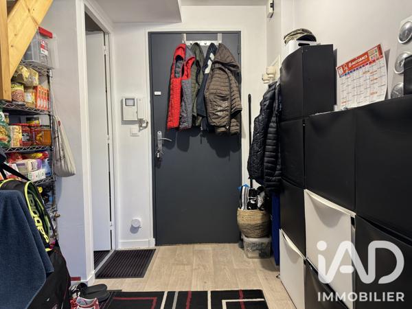 Appartement à vendre 2 pièces 27,7 m² Sainte-Geneviève-des-Bois