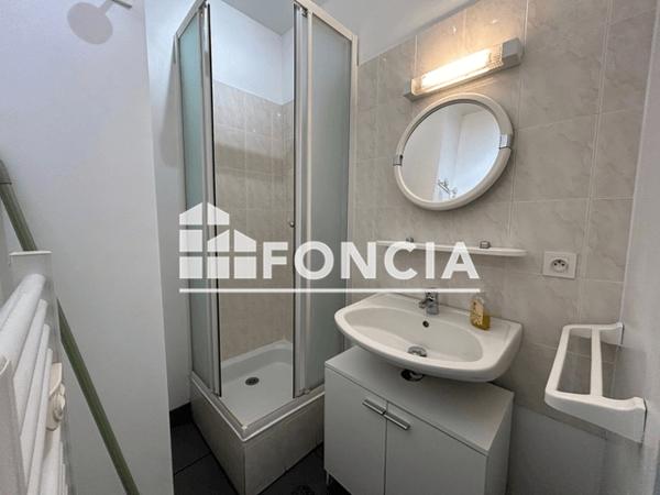 Location Appartement meublé 2 pièces 32.64 m² - RESIDENCE LE FRANCE - 28 RUE CARNOT Poitiers 86000