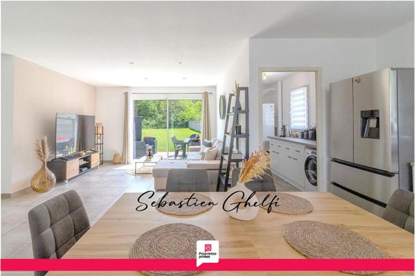 maison de plain-pied avec 3 chambres cellier grand terrain de 1860 m²