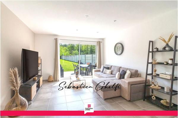 maison de plain-pied avec 3 chambres cellier grand terrain de 1860 m²