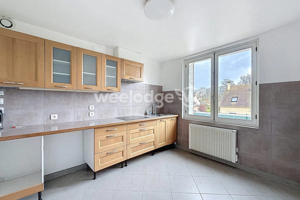 Maison à vendre 7 pièces de 179 m² à Saint-Ouen-l'Aumône