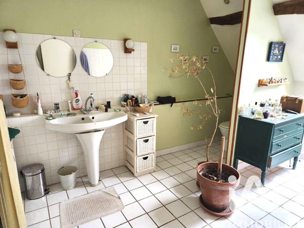 Maison à vendre 8 pièces 202 m² Maux