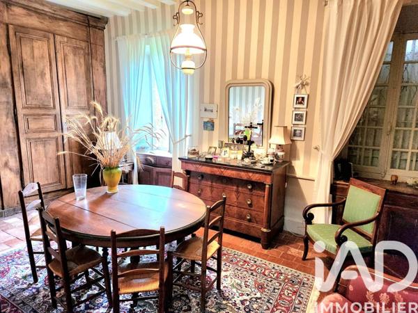 Maison à vendre 8 pièces 202 m² Maux