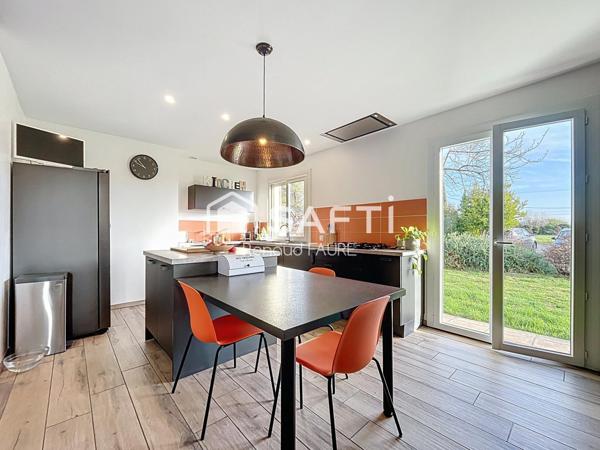 Maison T7 de 200m² avec nombreuse dépendance sur plus de 8600m² de terrain